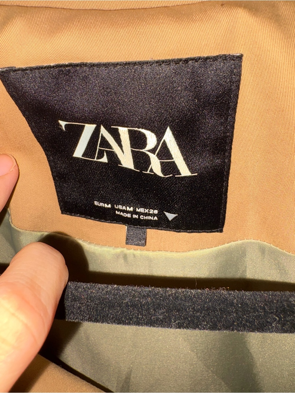 ZARA Two-Tone Tan and Navy Pinstripe Cropped Trench Coat - Picture 3 of 3
